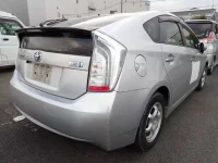 Toyota PRIUS PHV лот № 42 оценка 3.5  с аукциона в Японии 1