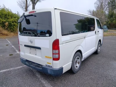 Toyota HiAce Van