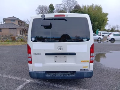 Toyota HiAce Van