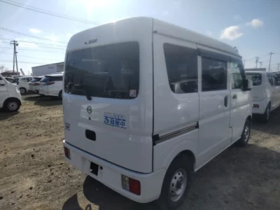 Nissan CLIPPER VAN
