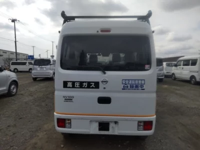 Nissan CLIPPER VAN