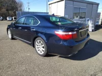 Lexus LS лот № 32474 оценка 3.5  с аукциона в Японии 4