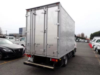 Nissan ATLAS