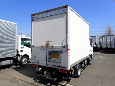 Nissan ATLAS