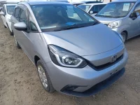 Honda FIT лот № 30320 оценка 3.5  с аукциона в Японии 1