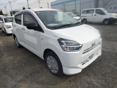 Daihatsu MIRA E S