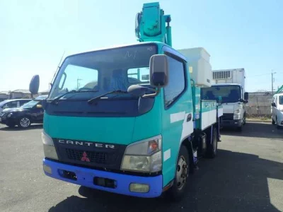Mitsubishi Fuso Canter