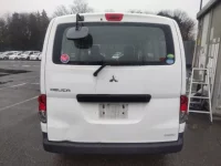 Mitsubishi DELICA лот № 32242 оценка   с аукциона в Японии 3