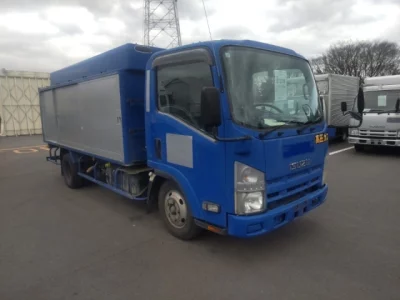 Isuzu ELF