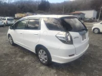 Honda FIT SHUTTLE лот № 23817 оценка 3.5  с аукциона в Японии 4