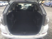 Honda FIT SHUTTLE лот № 23817 оценка 3.5  с аукциона в Японии 6