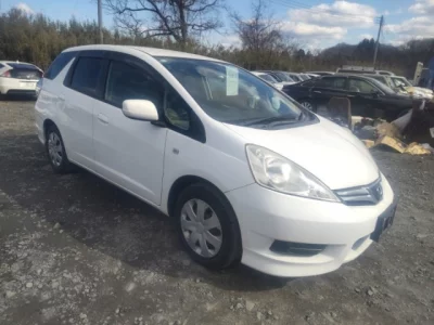 Honda FIT SHUTTLE  с аукциона в Японии