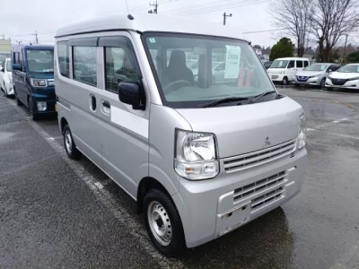 Mitsubishi MINICAB VAN