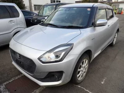 Suzuki SWIFT  с аукциона в Японии