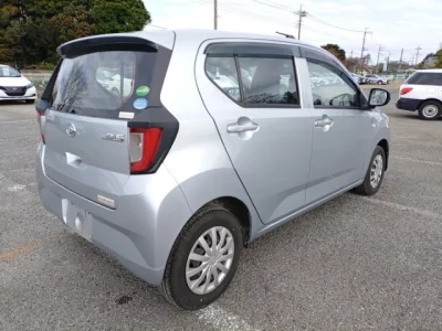 Daihatsu MIRA E S