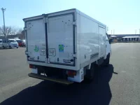 Mazda BONGO лот № 1035 оценка 3.5  с аукциона в Японии 1