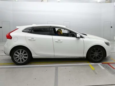 Volvo V40  с аукциона в Японии