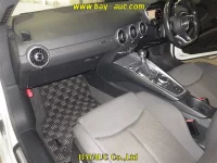 Audi TT лот № 60441 оценка 4  с аукциона в Японии 5