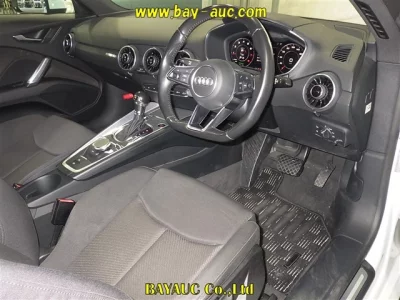 Audi TT  с аукциона в Японии