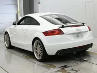 Audi TT лот № 90596 оценка 4  с аукциона в Японии 5