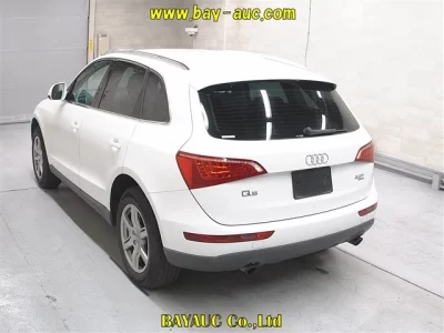 Audi Q5  с аукциона в Японии