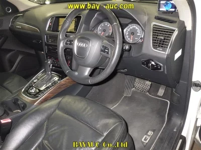 Audi Q5  с аукциона в Японии