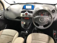Renault KANGOO лот № 6079 оценка 3.5  с аукциона в Японии 4