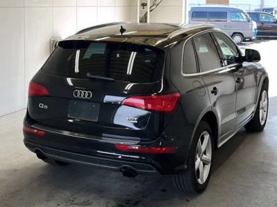 Audi Q5  с аукциона в Японии