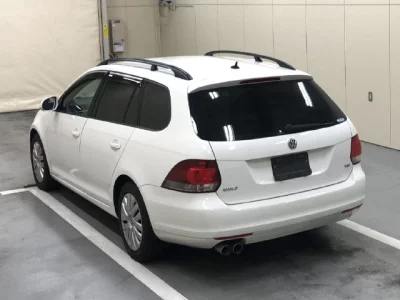 Volkswagen GOLF VARIANT