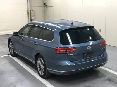 Volkswagen PASSAT VARIANT  с аукциона в Японии