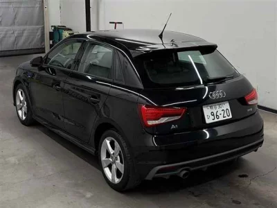 Audi A1  с аукциона в Японии