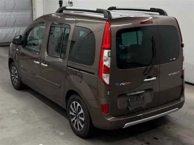 Renault KANGOO  с аукциона в Японии