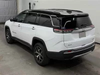 Chrysler JEEP COMMANDER лот № 35031 оценка 3.5  с аукциона в Японии 1