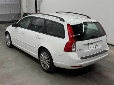 Volvo V50