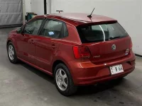 Volkswagen Polo лот № 35037 оценка 4  с аукциона в Японии 1