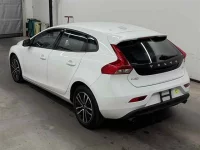 Volvo V40 лот № 35050 оценка 3.5  с аукциона в Японии 1