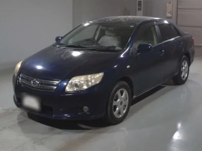 Toyota COROLLA AXIO  с аукциона в Японии