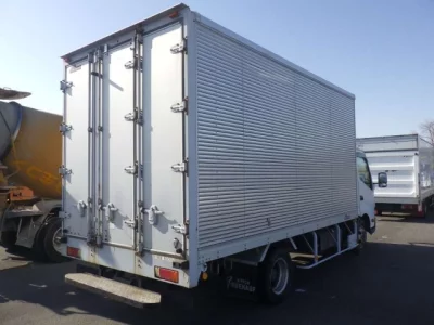 Hino DUTRO  с аукциона в Японии