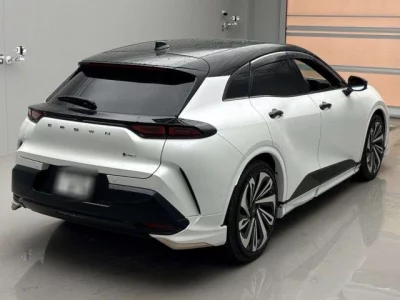 Toyota CROWN SPORT