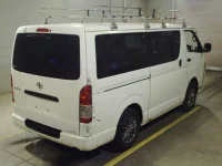 Toyota HIACE VAN лот № 62002 оценка R  с аукциона в Японии 1