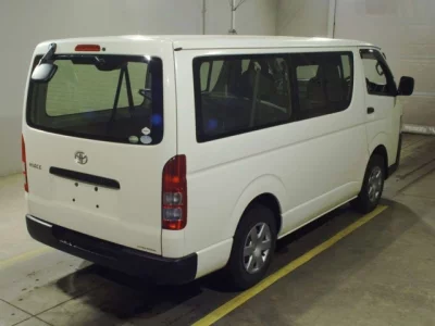 Toyota HiAce Van