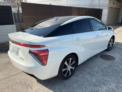 Toyota MIRAI  с аукциона в Японии