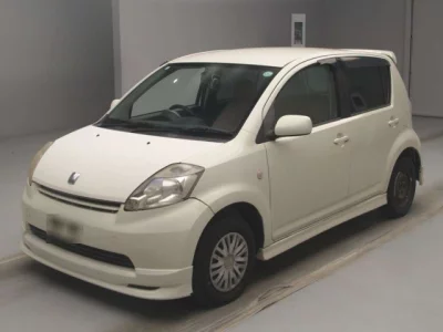 Toyota PASSO  с аукциона в Японии