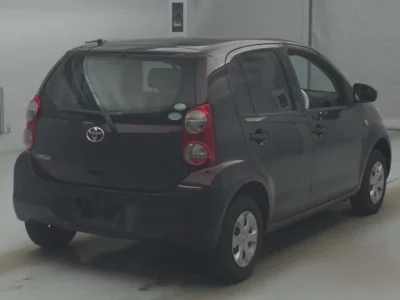 Toyota PASSO  с аукциона в Японии
