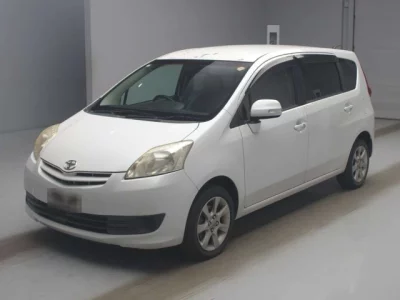 Toyota PASSO SETTE  с аукциона в Японии