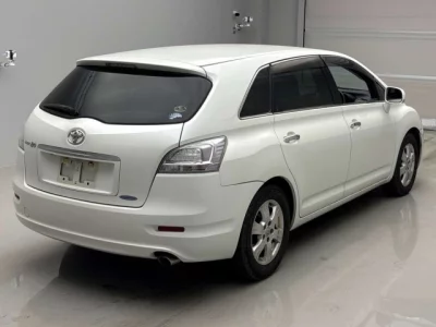 Toyota Mark X Zio