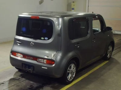 Nissan CUBE  с аукциона в Японии