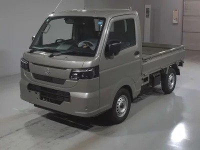 Nissan NT100 Clipper