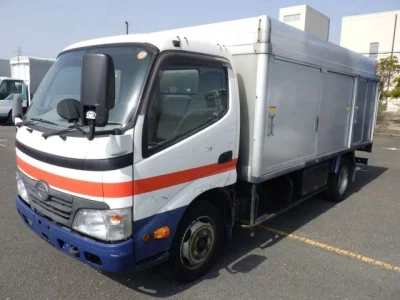Hino DUTRO  с аукциона в Японии
