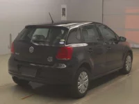 Volkswagen Polo лот № 89002 оценка 4  с аукциона в Японии 1